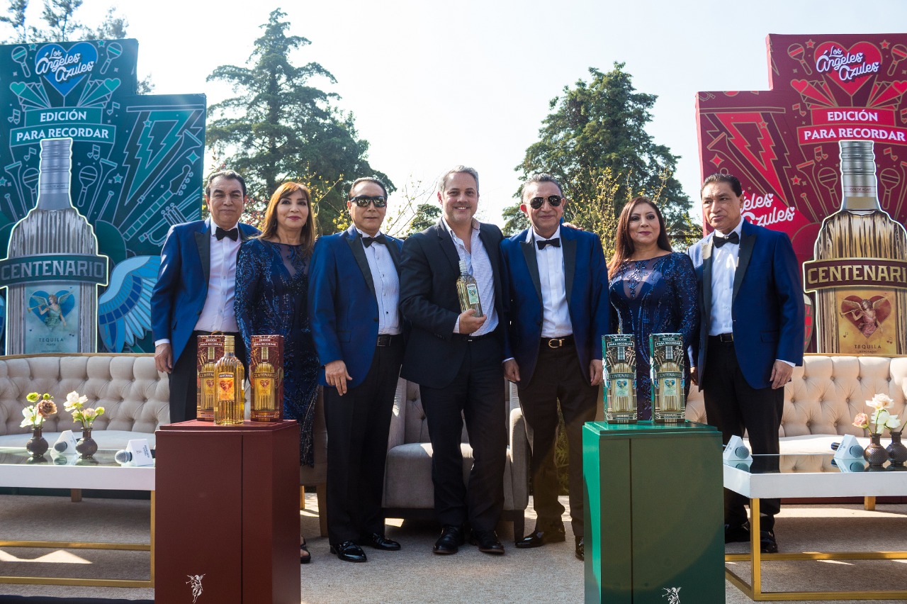 Tequila Centenario y Los Ángeles Azules concluyen su alianza y develan una botella edición especial.